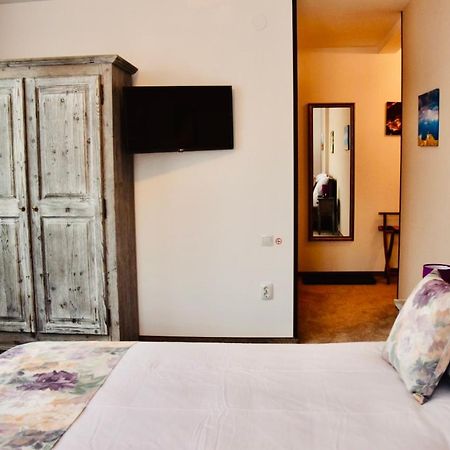 Casa Ankeli Bed and Breakfast Buşteni Buitenkant foto